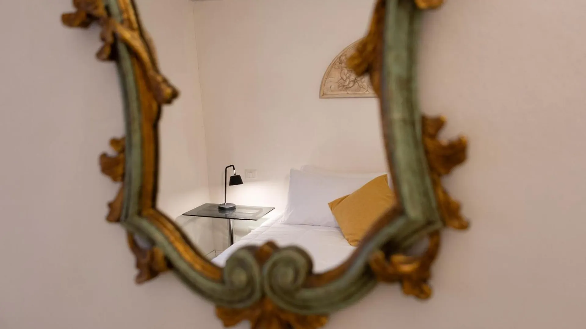 Apartamento Santo Spirito Dimora Storica - 5 Minuti Ponte Vecchio - Firenze Centro 0*, Florencia Italia